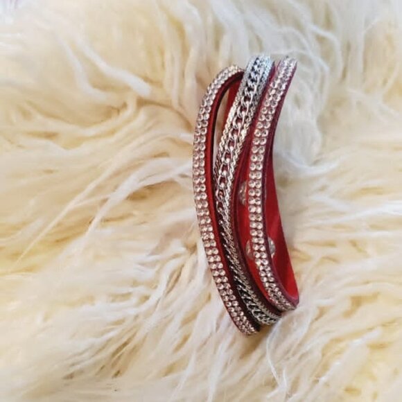 πRed Leather Bracelet With Crystal Blinks π΄ - Picture 4 of 6